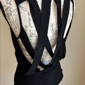 3/$25 🎈Naked Zebra strappy back tank top